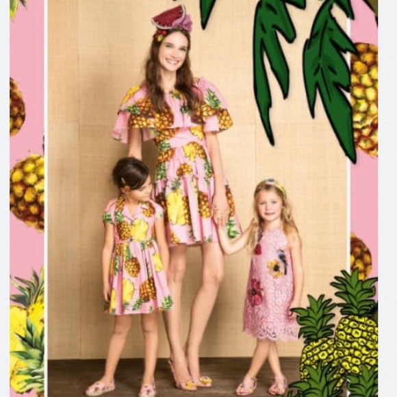 Bundle - Picture 2 of 9